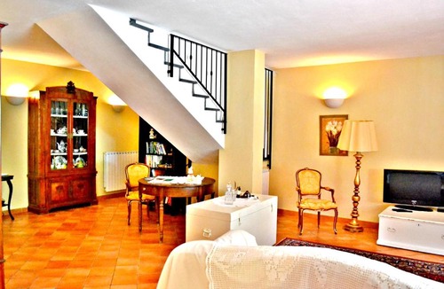 Viagrande Villa | Villa Elegante a Viagrande in Sicilia vicina al Mare e Monte Etna