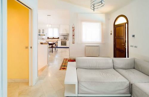 Custonaci Villa | Villa Erice - Three Bedroom Villa, Sleeps 6