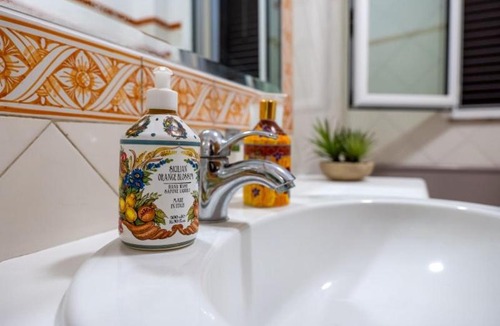 Santo Stefano di Camastra Villa | Villa Fiore di Limone Villa with Heated Pool