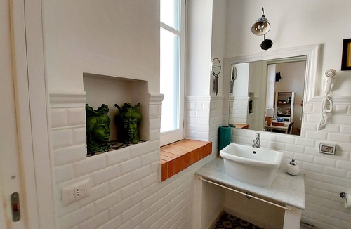 Capo Zafferano Bed & Breakfast | Villa Flavia Holidays - Room "The Moors", 50 meters from the sea