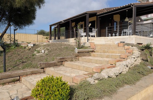 Fiumenaro Villa | Villa for two at MADIGI