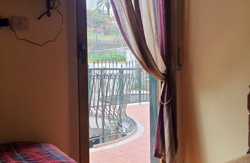 Mascali Villa | Villa Franca