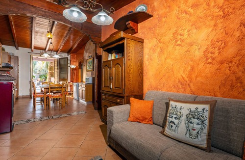 Piedimonte Etneo Villa | Villa 'Ginevra - Tra Etna E Taormina' with Sea View, Wi-Fi and Air Conditioning