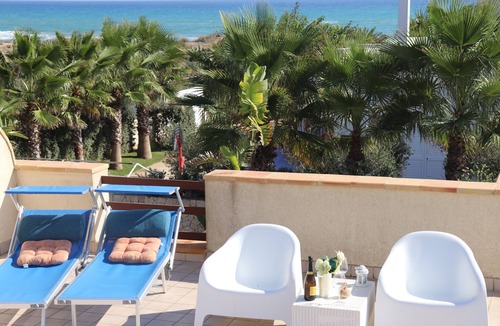 Tre Fontane Villa | VILLA "GIOVY" ONLY 70m from the beach for smart working: CONFORT -RELAX- PRIVACY