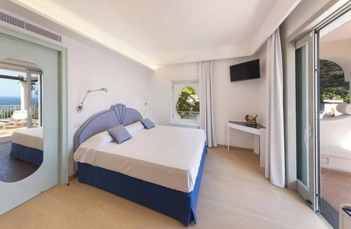 Marina del Cantone House | Villa Giove by Fantasia Villas