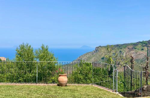 San Marco d'Alunzio Villa | Villa Gisella