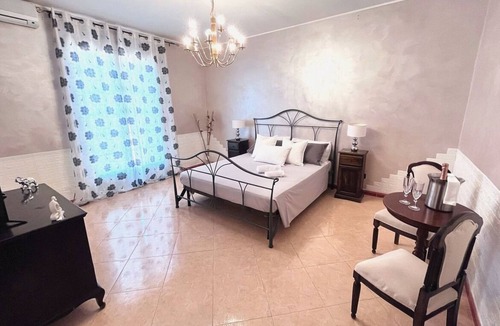 Priolo Gargallo Bed & Breakfast | VILLA GIUDICE - Holiday Home - Luxury Home