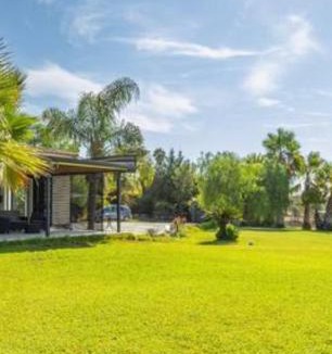 Carlentini Villa | Villa Green garden