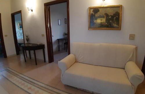 Regalbuto Apartment | Villa Guido