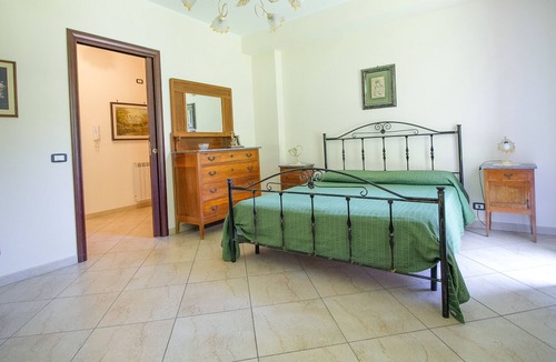 Trecastagni Villa | Villa Il Pino, beautiful villa with private pool at the foot of Mount Etna