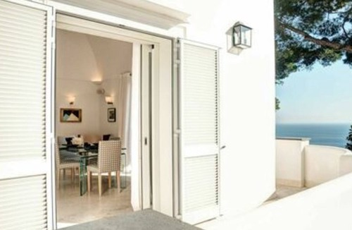 Marina Piccola Villa | Villa in Capri with 2 bedrooms sleeps 4