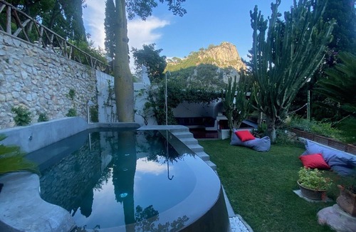 Marina Piccola Villa | Villa in the Mediterranean tradition with high craftsmanship research