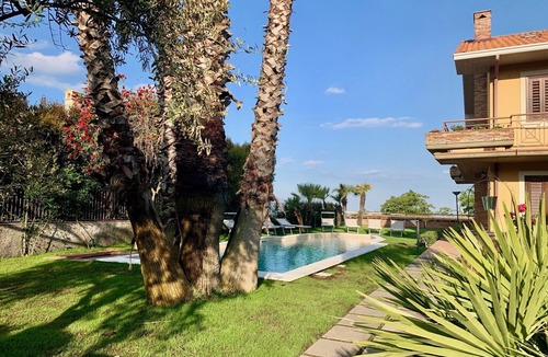 Viagrande Villa | Villa in Trecastagni with 5 bedrooms sleeps 13