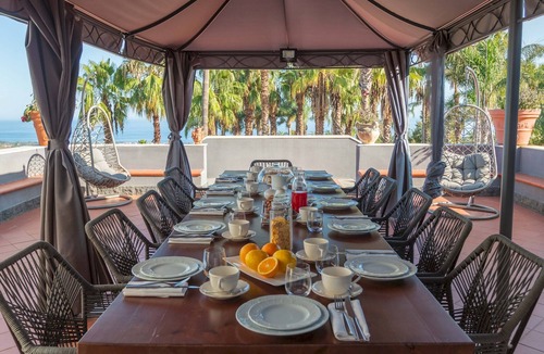 Santa Venerina Villa | Villa Ingrid 12, Emma Villas