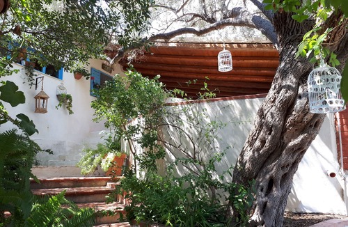 Syracuse House | Villa inside nature reserve brat cave with panoramic view