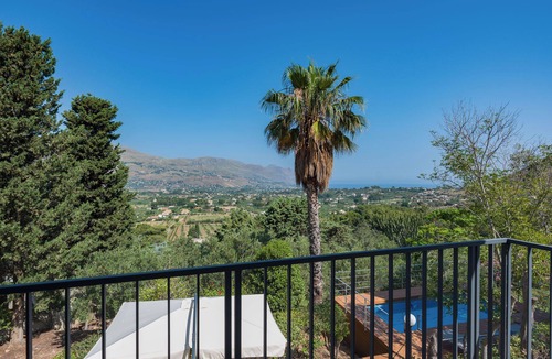Castellammare del Golfo Villa | Villa Hybiscus with Pool in Castellammare del Golfo, Fraginesi, Scopello