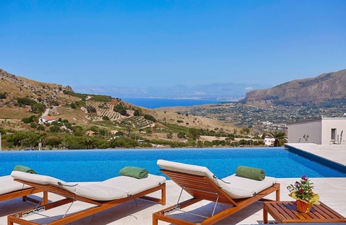 Castellammare del Golfo Villa | Villa Muntaja with panoramic view