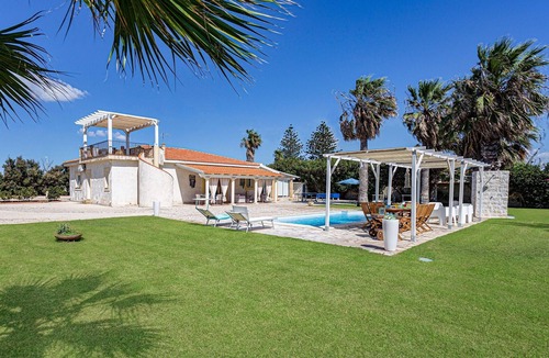 Santa Maria del Focallo Villa | Villa Clara Ispica by Villa Plus
