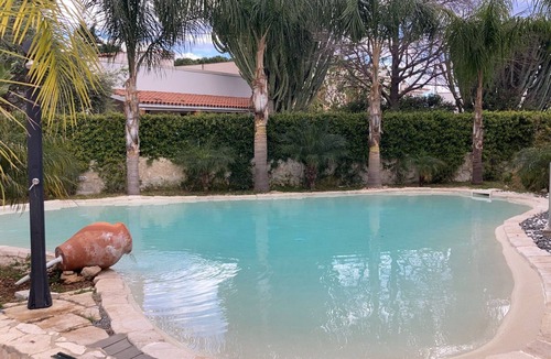 Fontane Bianche Villa | Villa 'Joel' with Sea View, Wi-Fi and Air Conditioning