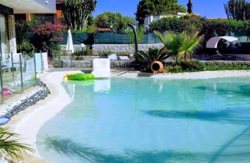 Fontane Bianche Villa | Villa 'Joel' with Sea View, Wi-Fi and Air Conditioning
