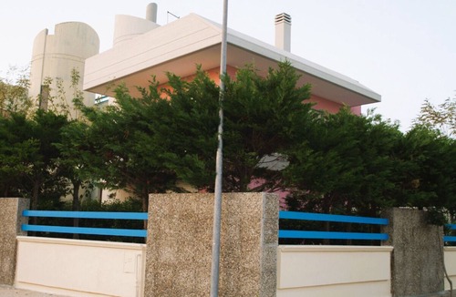 Taranto Villa | Villa just steps from the sea. Mediterranean space and relaxation.
