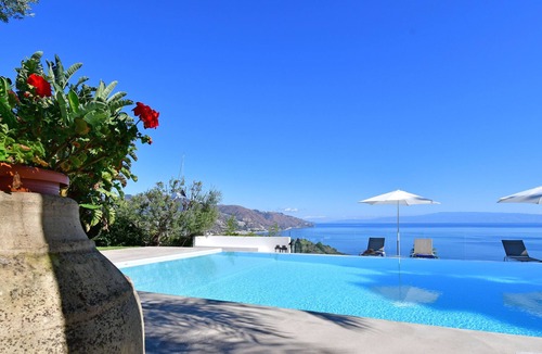 Taormina Villa | Villa Karin 7, Emma Villas