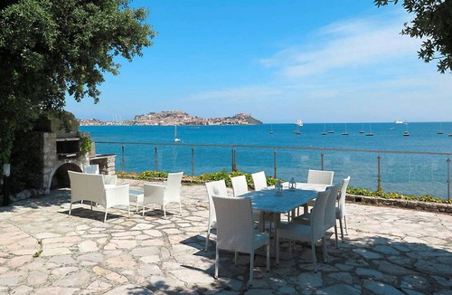 Portoferraio Villa | Villa Le Grotte on the sea Elba Island