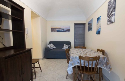 Lingua House | Villa Lucia, sea view and on the beach of Lingua