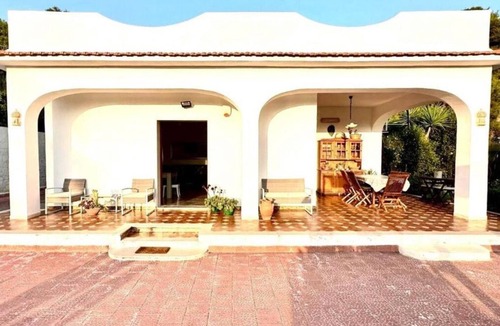 Fontane Bianche Villa | Villa Lucia Whit Salt Pool