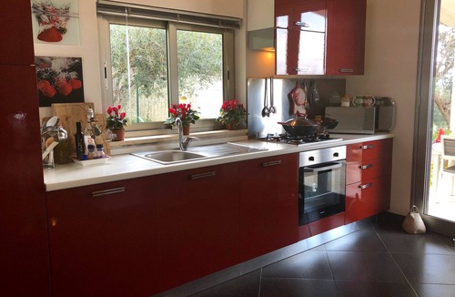 Castellammare del Golfo Villa | Villa Mariannina with garden, private pool and whirlpool, free Wi-Fi.