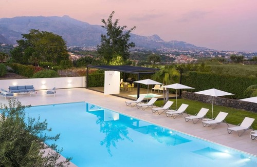 Calatabiano Villa | Villa Maurizia, with private pool