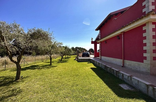 Noto Villa | Villa 'Manghisi' with Mountain View, Private Pool and Private Terrace