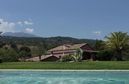 Piedimonte Etneo Villa | Villa Marabbecca