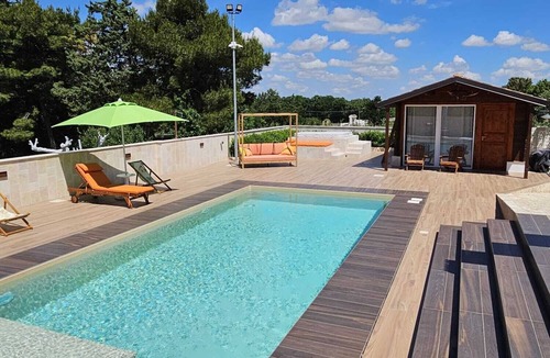 Santeramo in Colle Villa | Villa Margherita villa with swimming pool, whirlpool and gym in the green