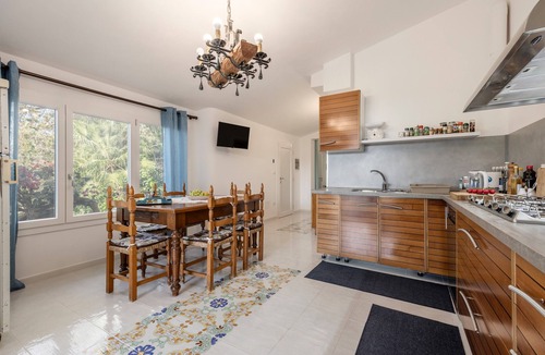 Cinisi Villa | Villa 'Margherita' with Sea View, Wi-Fi and Air Conditioning