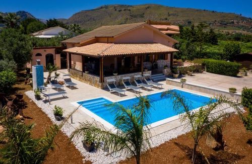 Castellammare del Golfo Villa | Villa Mirto