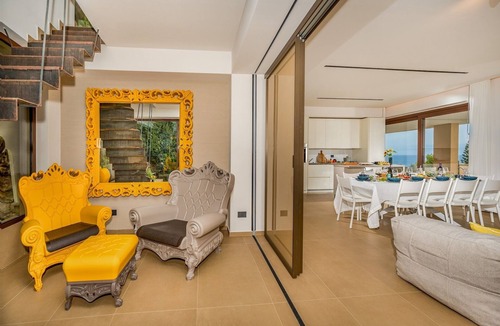 Sciacca Villa | Villa Mulberry 10, Emma Villas