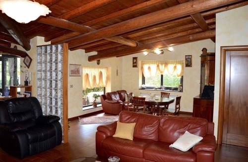 Mascalucia House | Villa Ninfea - villa on the slopes of Etna with big garden and pool