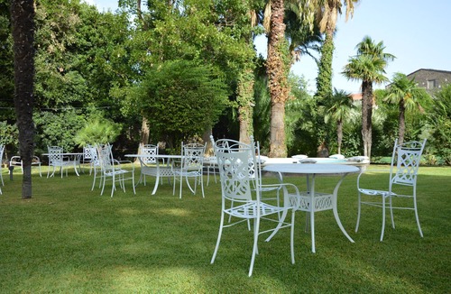 Gravina di Catania Villa | Villa Nobiliare Parco e Vigneto, a 15 Min. Catania, 20 Min. Etna,30 Min.taormina