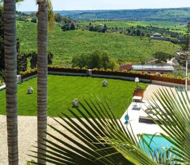 Carlentini Villa | Villa Nunziatina