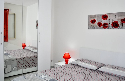 Santa Maria del Focallo Villa | Villa Oscar 100 meters from the sea