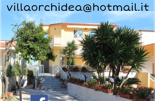 Borgo Bonsignore Villa | Villa Orchidea + Garden + parking and motorcycle parking + all the comforts