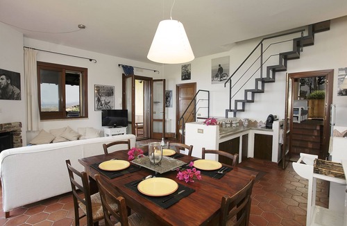 Scopello Villa | Villa Papillon - to experience a beach holiday for free.