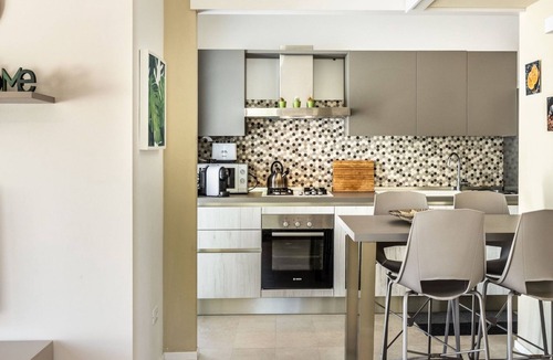 Noto Marina House | 'Villa Paolo' mit Gemeinschaftspool by Interhome