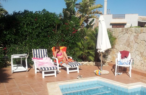 Tre Fontane Villa | " VILLA PINO " with pool for smart working only 50m from the see