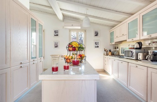 Furnari Villa | Villa Portorosa with large garden and private heated pool