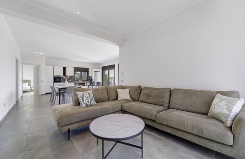 Terrasini Villa | Villa 'Premium Sicily - Exotica' with Sea View, Wi-Fi and Air Conditioning