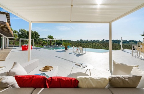 Borgo Bonsignore Villa | Villa Ribera: renovated villa with salt water pool