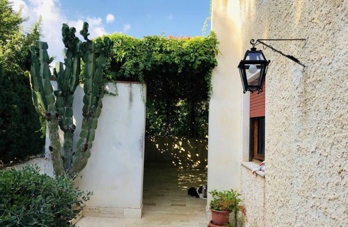 San Vito Lo Capo Villa | Villa Roberta surrounded by greenery a stone's throw from the beach of San Vito Lo Capo