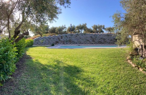 Roccavaldina Villa | Villa 'Rocca Del Gelso' with Sea View, Private Pool & Wi-Fi